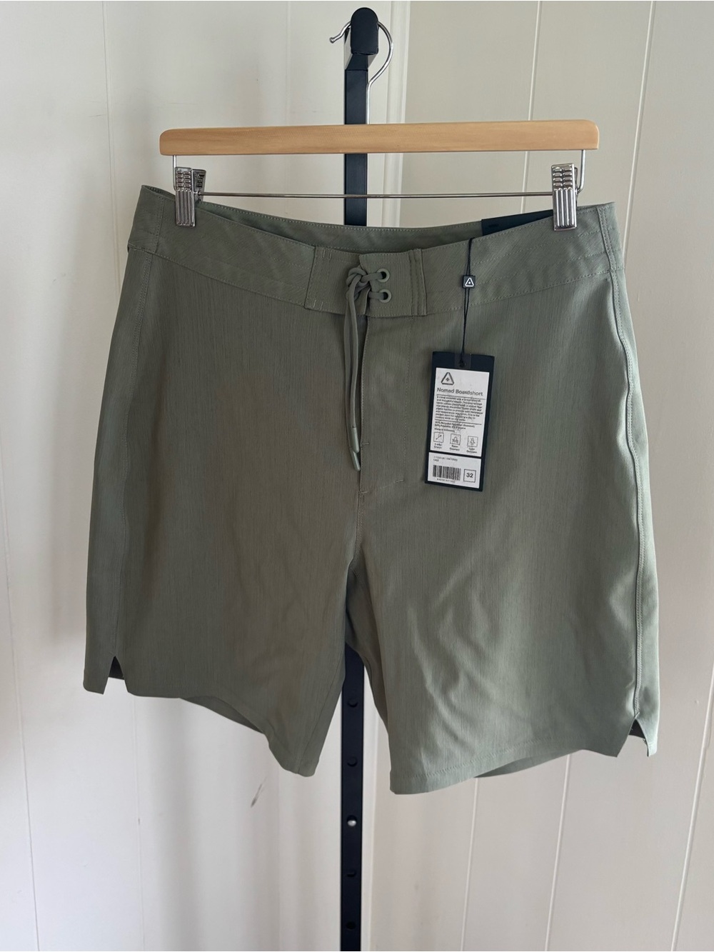 Western Rise Nomad Boardshorts Green Stretch Water Resistant Mens 32 NWT *NOTE